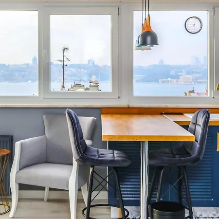 Lovely Flat 500 M To Uskudar Ferry Station * Istanbul